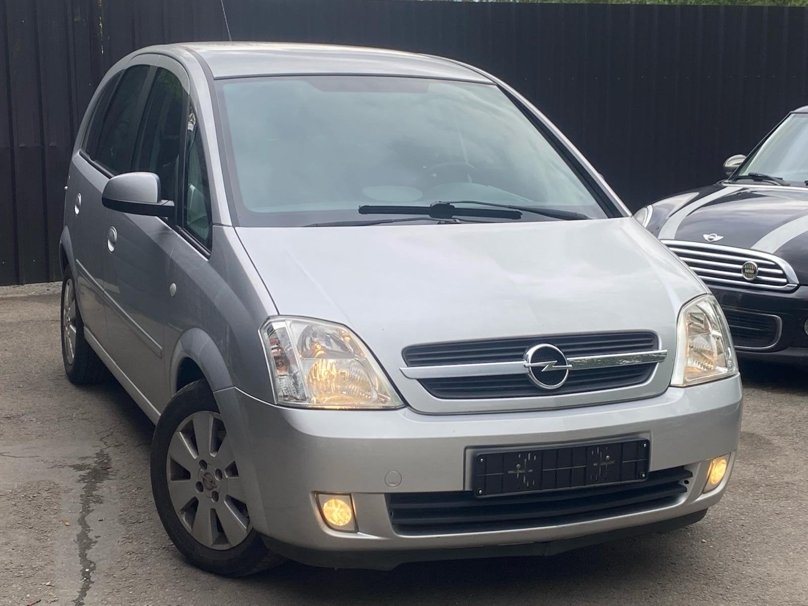 OPEL MERIVA 1.7CDTI 1ER PROPRIETAIRE ETAT IMPECABLE**, Autos, Opel, Argent ou Gris, Achat, Isofix, Entreprise