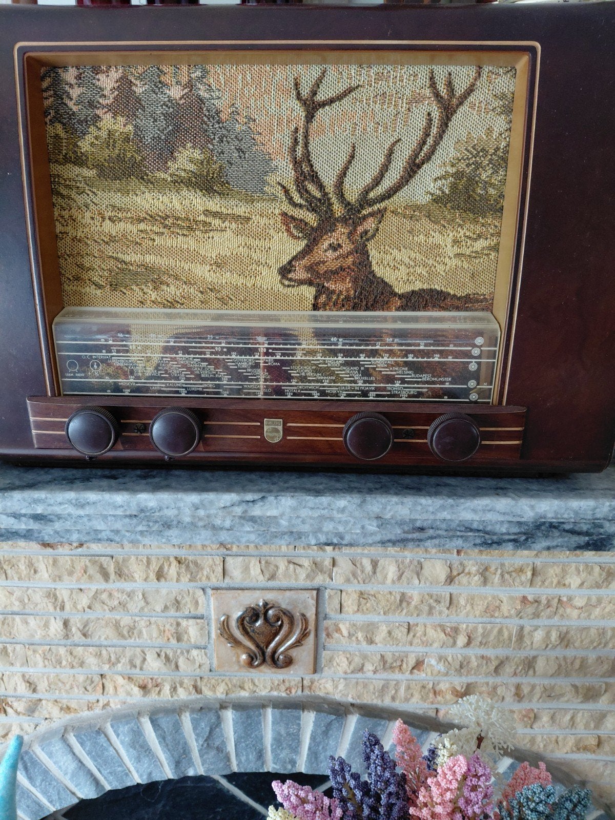 Oude radio, Ophalen