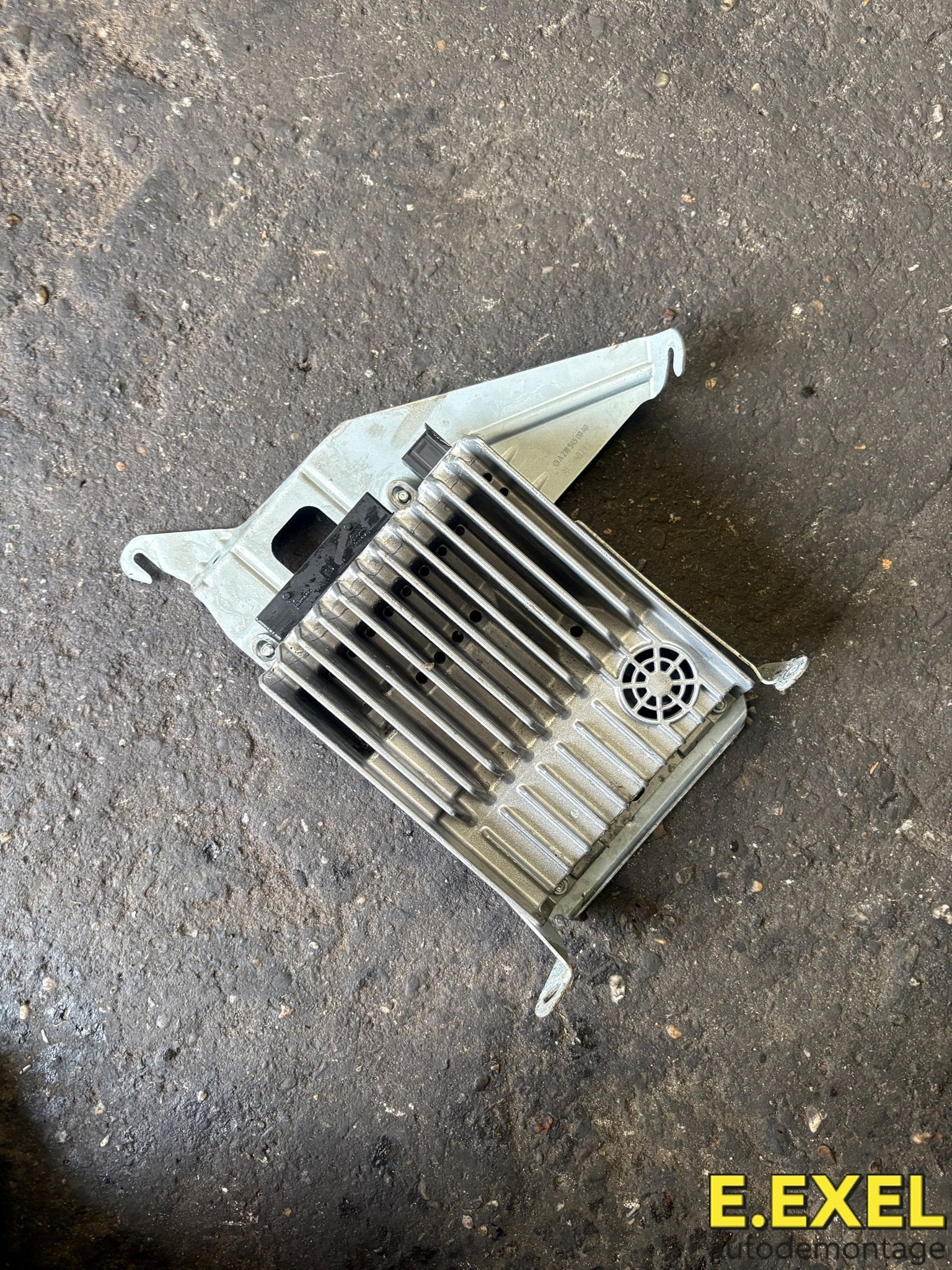 Radio Versterker Mercedes CLS AMG (C218) 63 AMG A2129007108, -, Utilisé, -, -