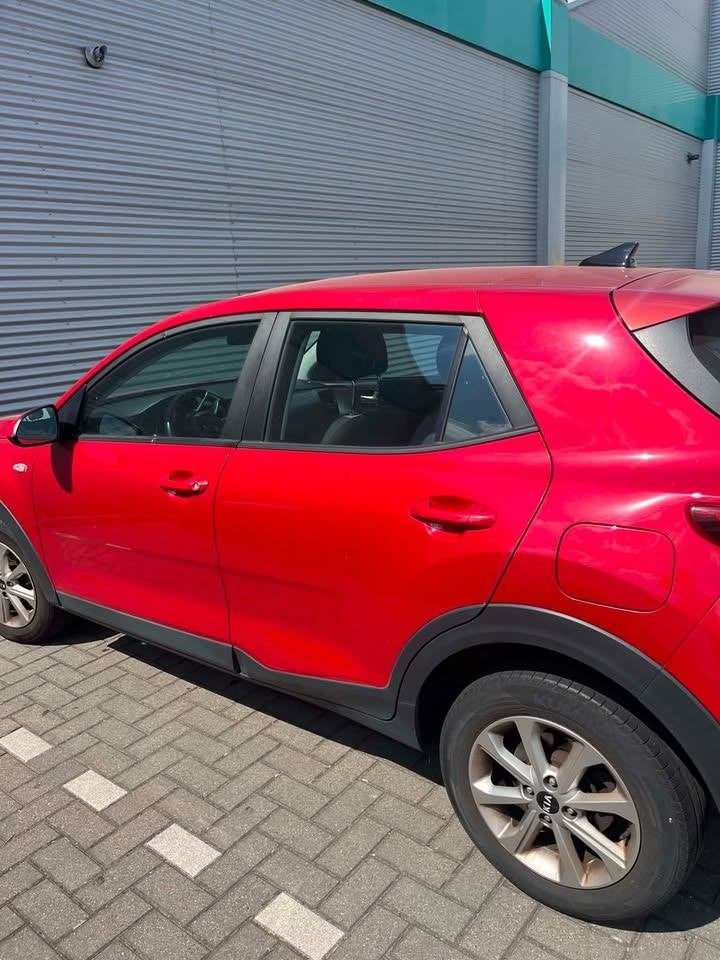 Kia Stonic, Autos, Kia, Rouge, Achat, Euro 6, Boîte manuelle