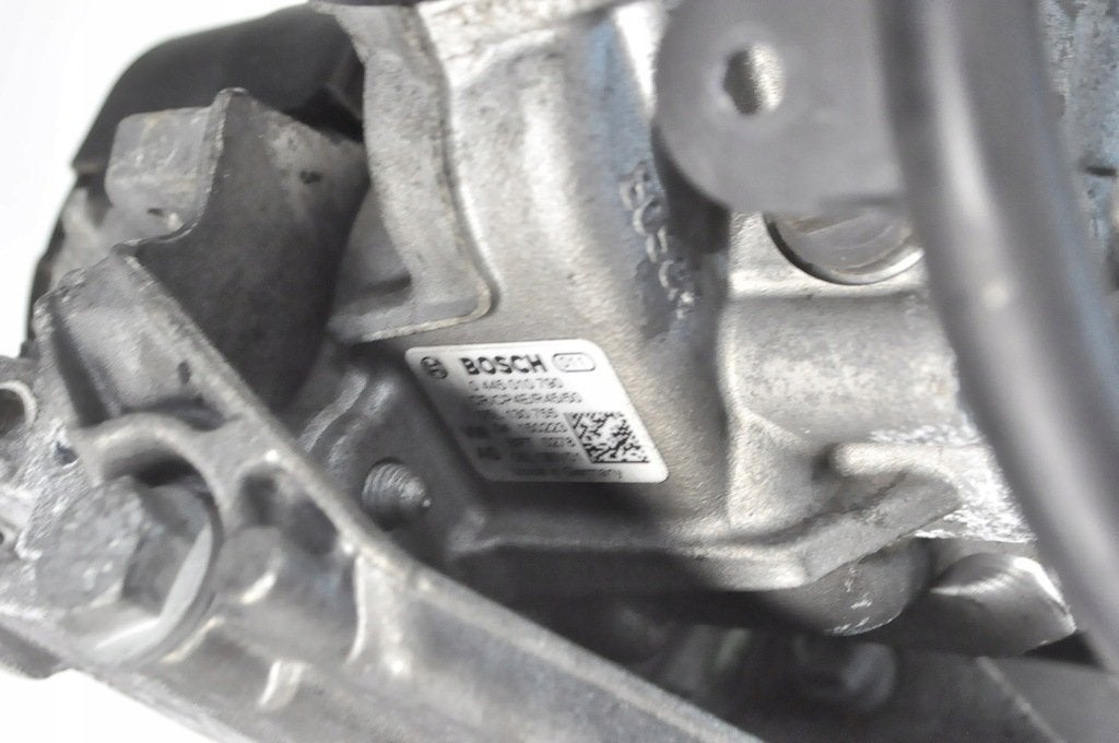 Moteur DTRC Nu TOURNEO FORD TRANSIT, Autos : Pièces & Accessoires, Envoi, Utilisé, Skoda
