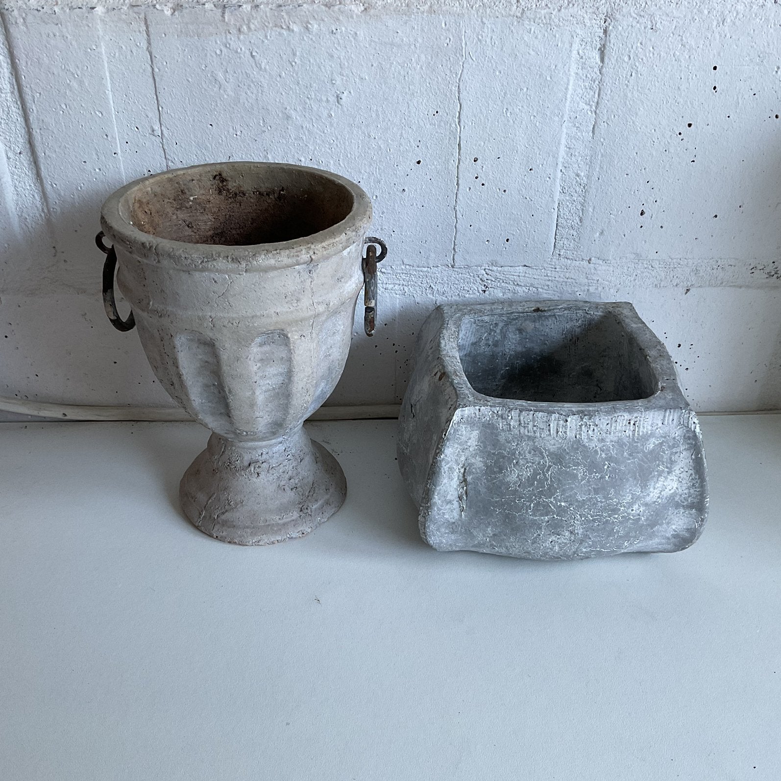 Potjes in steen (cement of … ??), Ophalen, Overige materialen, Gebruikt, Minder dan 40 cm