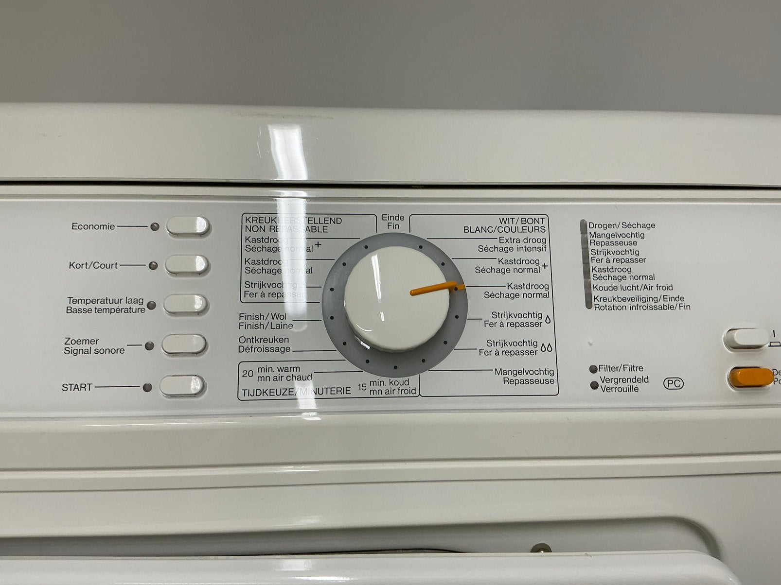 Miele droogautomaat type T 243, Elektronische apparatuur, Droogkasten, Ophalen, Gebruikt, Luchtafvoer, 4 tot 6 kg