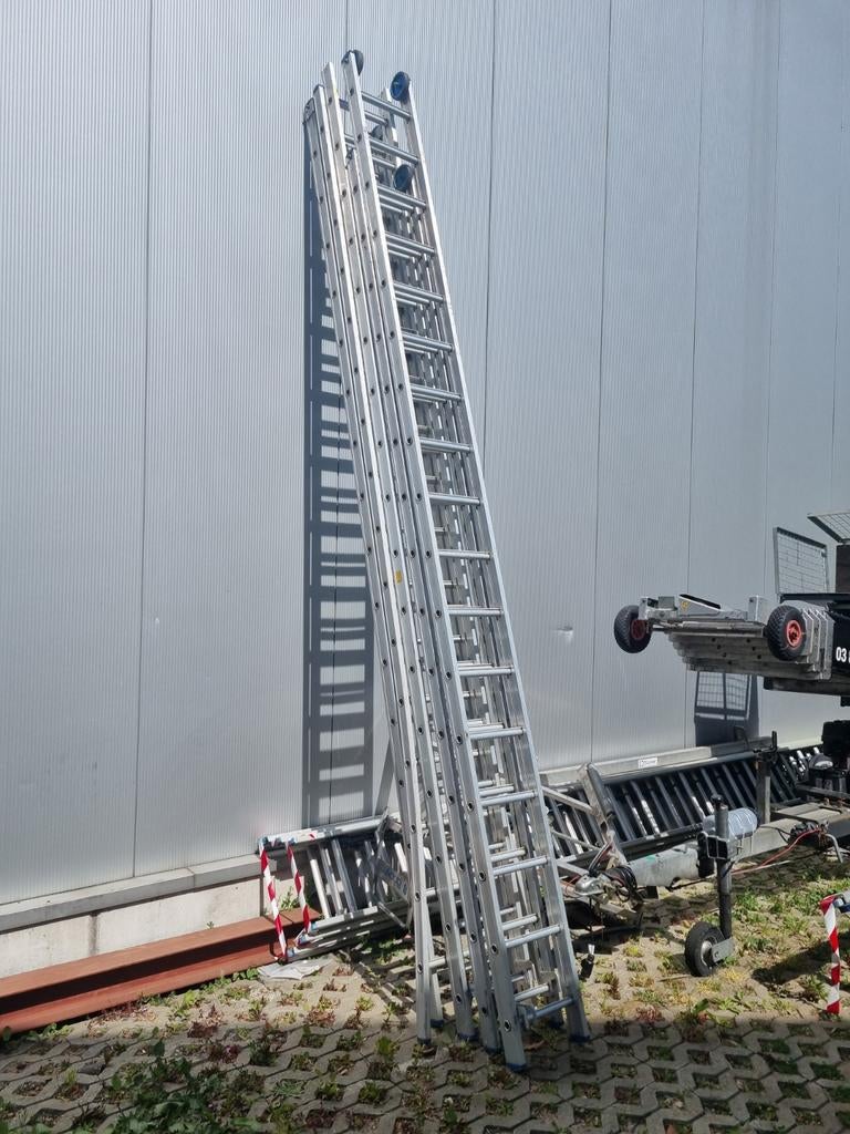 Dakwerker ladder 6m, Ophalen