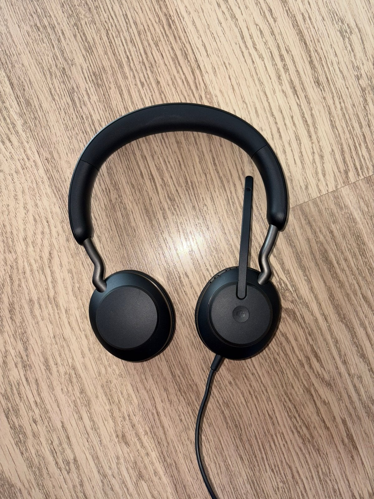 Jabra Evolve2 40 SE MS Stereo USB A/C, Gebruikt, On-ear, Ophalen of Verzenden, Inklapbare microfoon