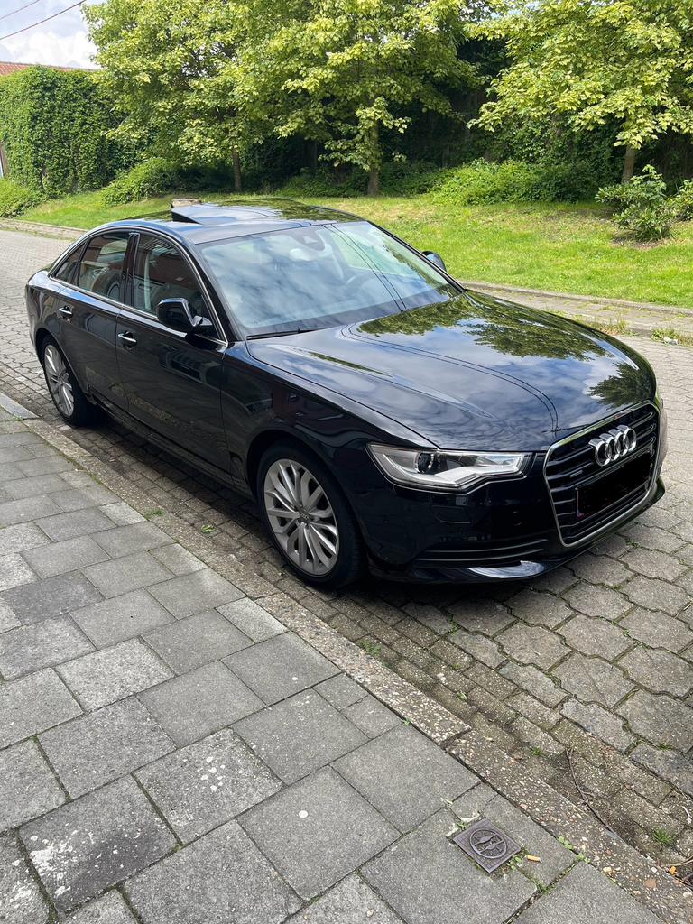 Audi A6 3.0 TFSI V6 Quattro, Cuir, Achat, 4 portes, Carnet d'entretien