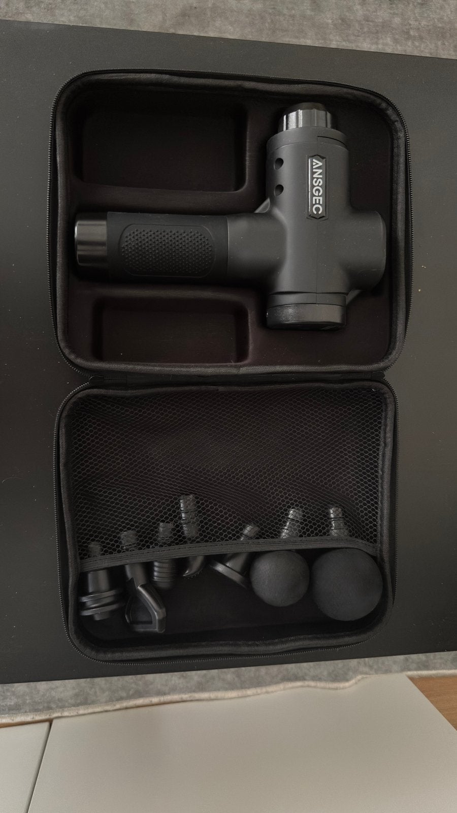 Ansgec massage gun, Sports & Fitness, Produits de massage, Enlèvement, Utilisé, Appareil