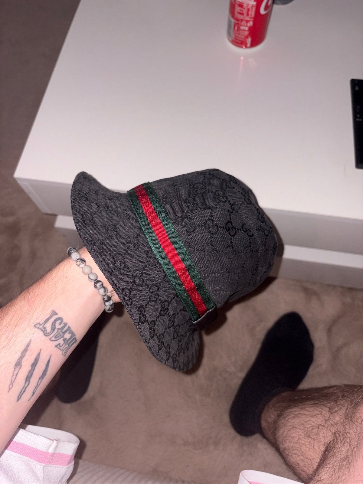 Bob gucci a vendre, Enlèvement ou Envoi, Comme neuf, 57 cm (M, 7⅛ pouces) ou moins, Chapeau