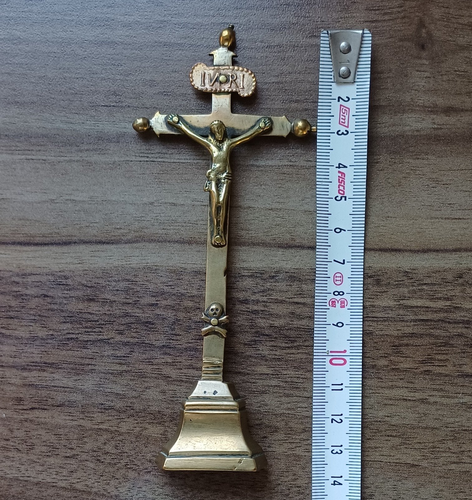 18e eeuws miniatuur kruisbeeldje, Envoi