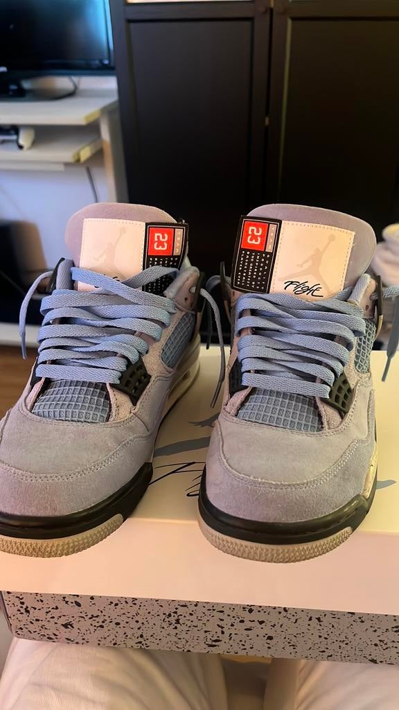 AIR JORDAN 4 RETRO, Kleding | Heren, Schoenen, Ophalen, Blauw, Zo goed als nieuw, Sneakers