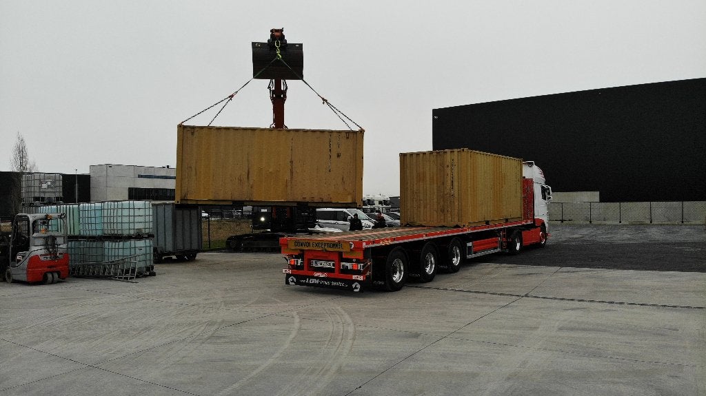 ZEE CONTAINERS TE KOOP, Enlèvement