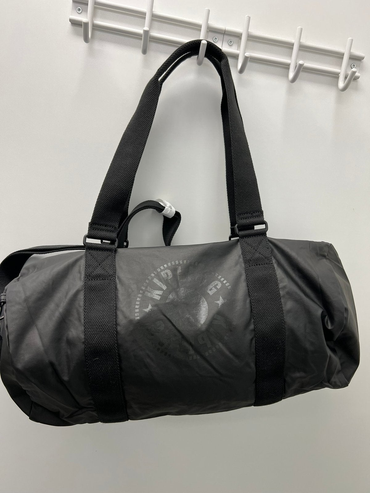 Kipling, Enlèvement, Neuf