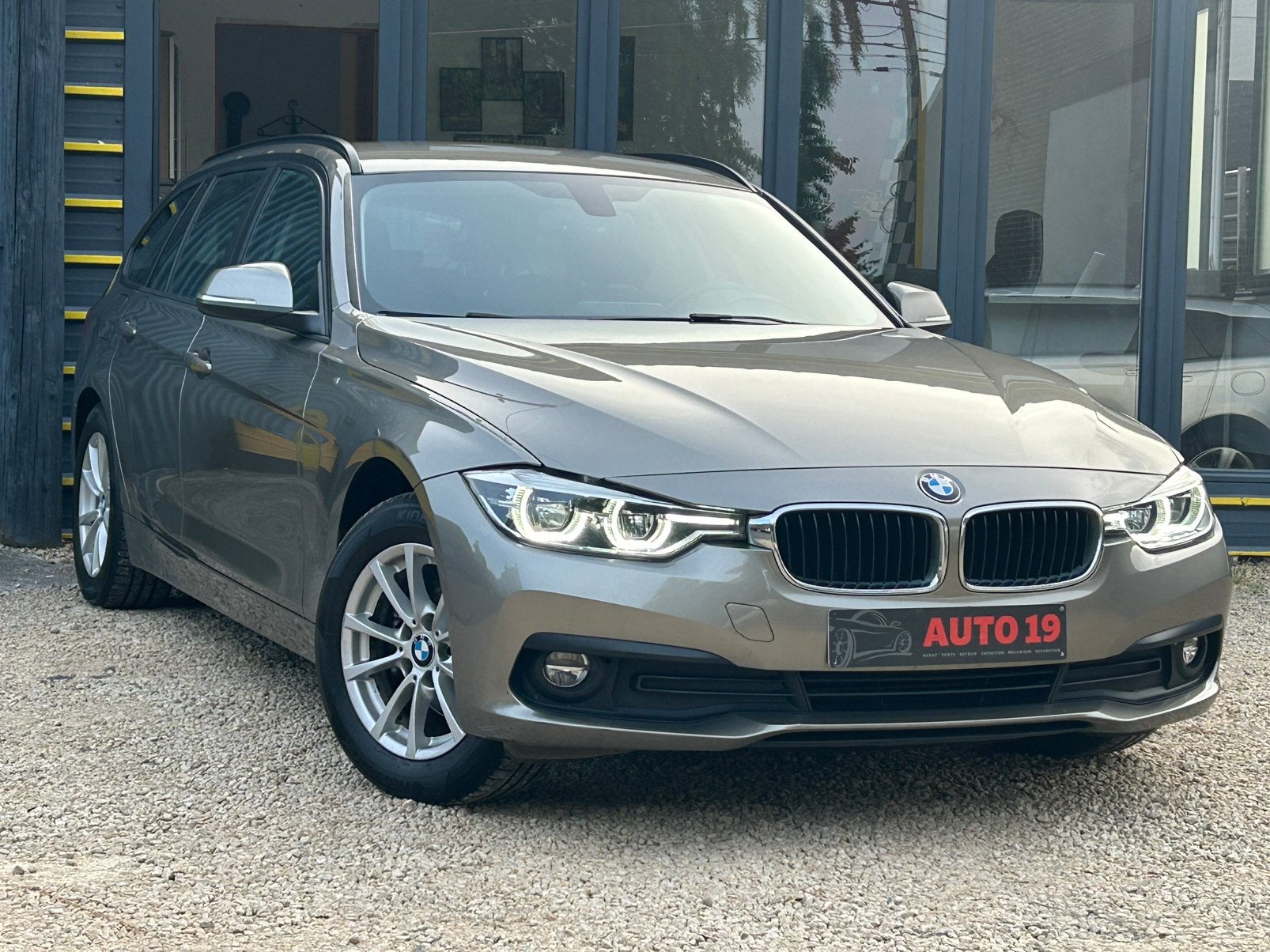 BMW 318 d  136 cv. An.2017, Autos, Bluetooth, Achat, Break, Particulier