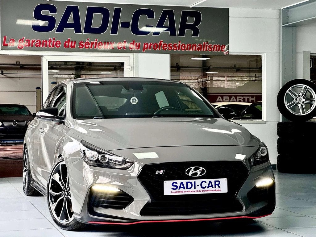 Hyundai i30 N Fastback - 2.0 T-GDi 275cv N Performance Pack, 275 pk, Gebruikt, 4 cilinders, Bedrijf