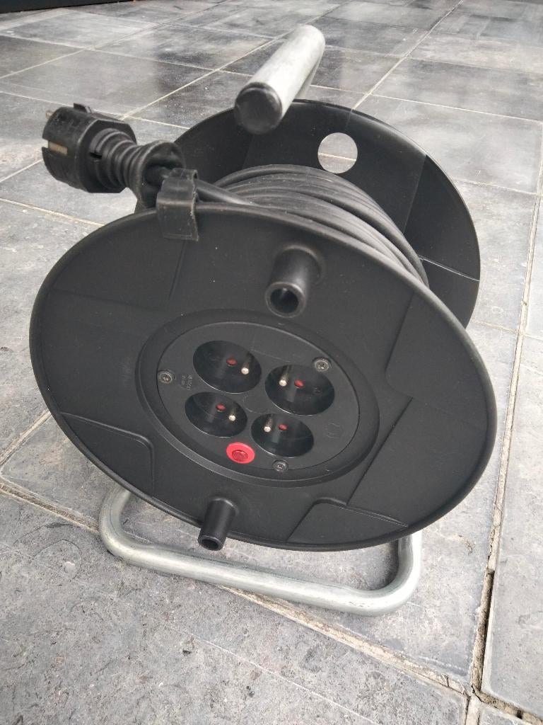 Kabelhaspel – 25 meter – 3x1,5 mm² – 4 stopcontacten, Ophalen, Gebruikt, Kabel of Snoer