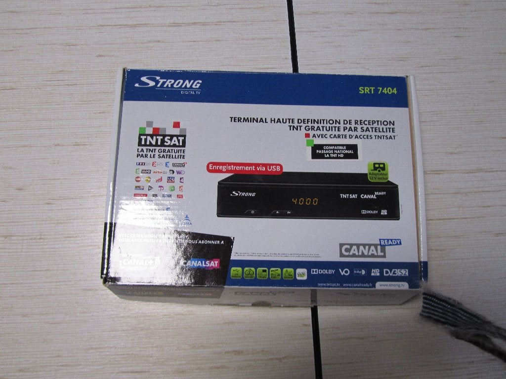 TNT satellite, Audio, Tv en Foto, Schotelantennes, Ophalen, Zo goed als nieuw, (Schotel)antenne-accessoires