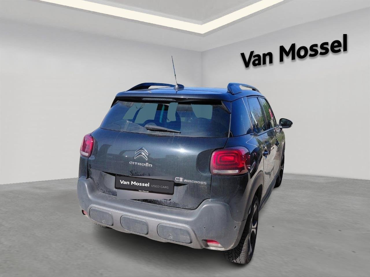Citroën C3 Aircross 1.2 PureTech 110 S&S MAN6 Shine, Auto's, Gebruikt, 109 g/km, Zwart, Automatische klimaatregeling