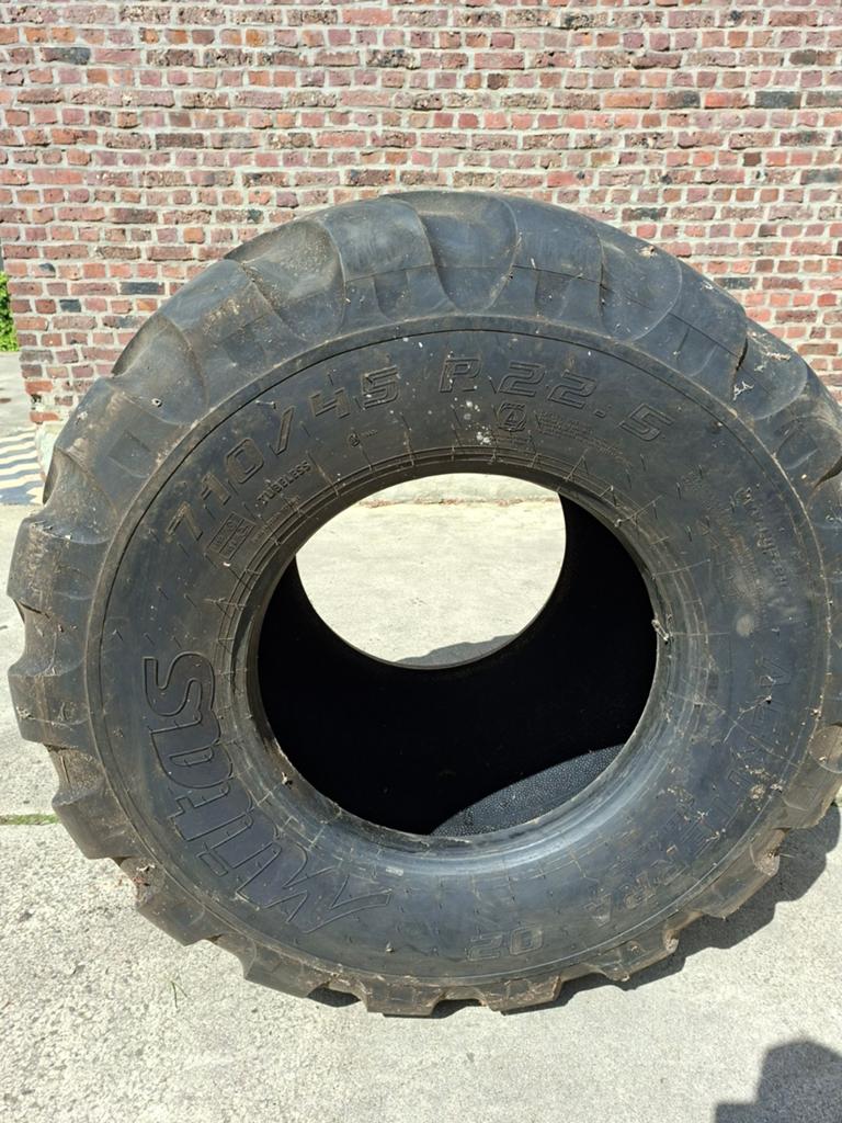 Band mitas 710/45 R22,5, Zakelijke goederen, Ophalen