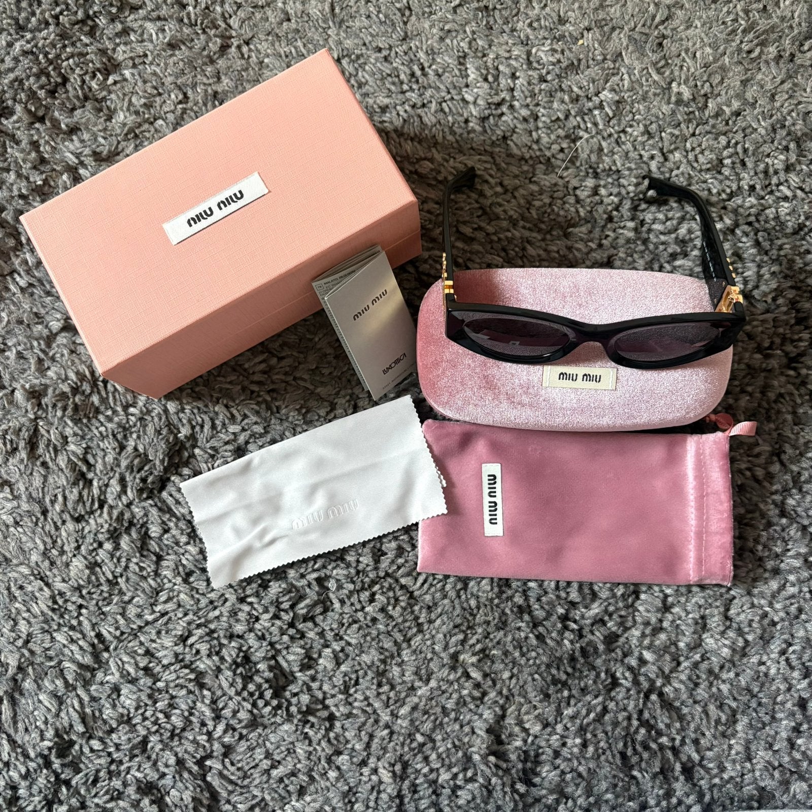 Miu Miu bril, Handtassen en Accessoires, Ophalen, Nieuw