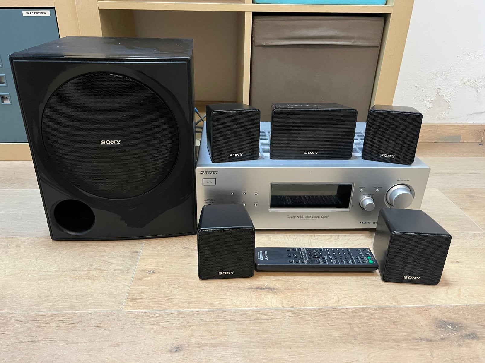 Sony STR-KG700 5.1 Home Cinema Set – compleet + subwoofer, Enlèvement ou Envoi, Comme neuf, Sony