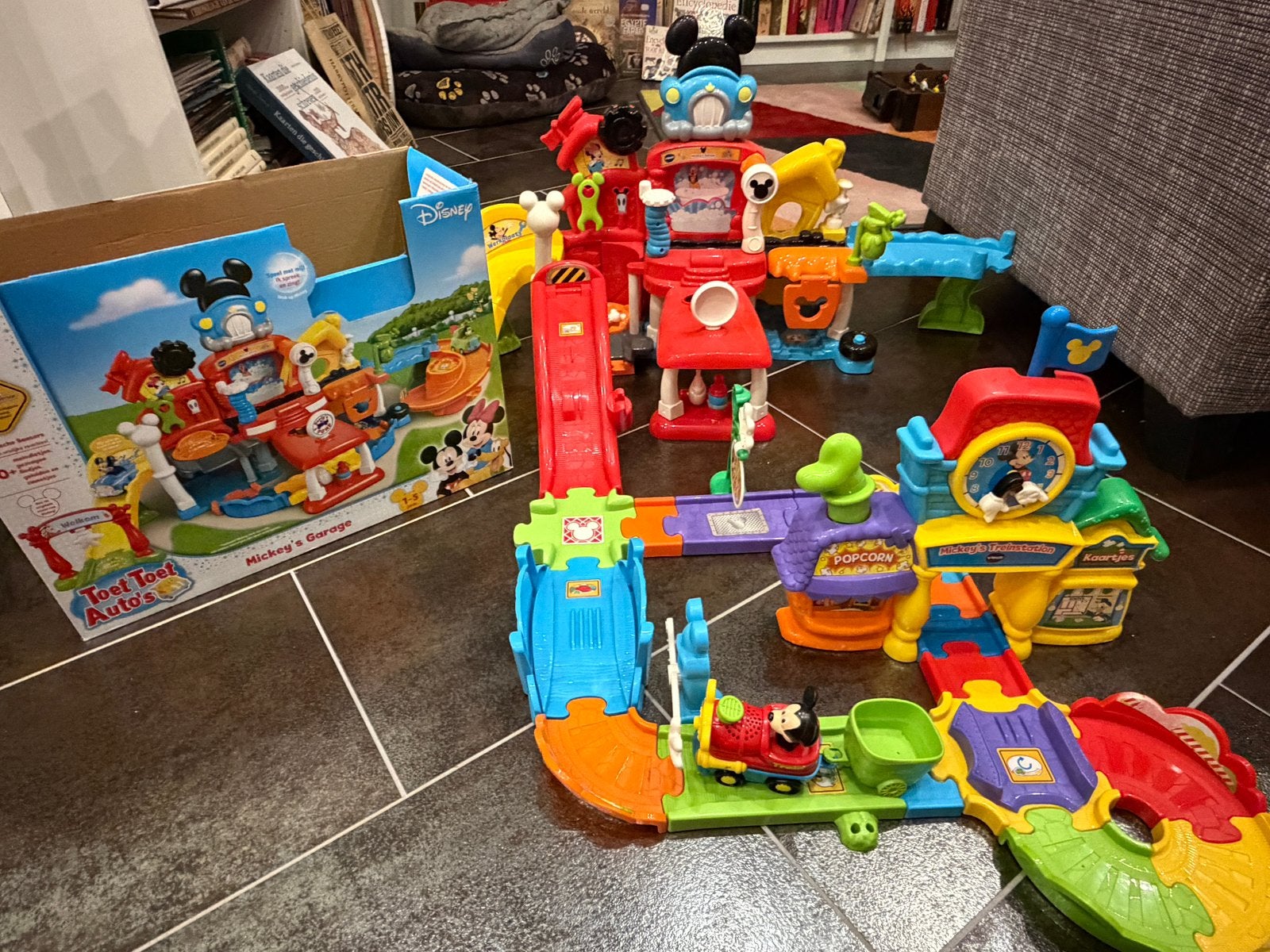 Vtech disney speelsets, autos, zoef zoef dieren en meer, Kinderen en Baby's, Ophalen, Zo goed als nieuw, 2 tot 4 jaar