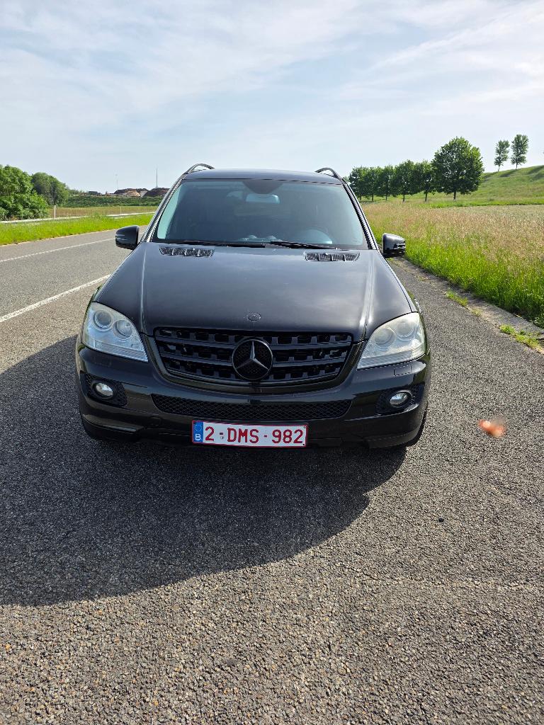 Mercedes ml 320cdi, Classe M, 155 kW, Entreprise, Noir