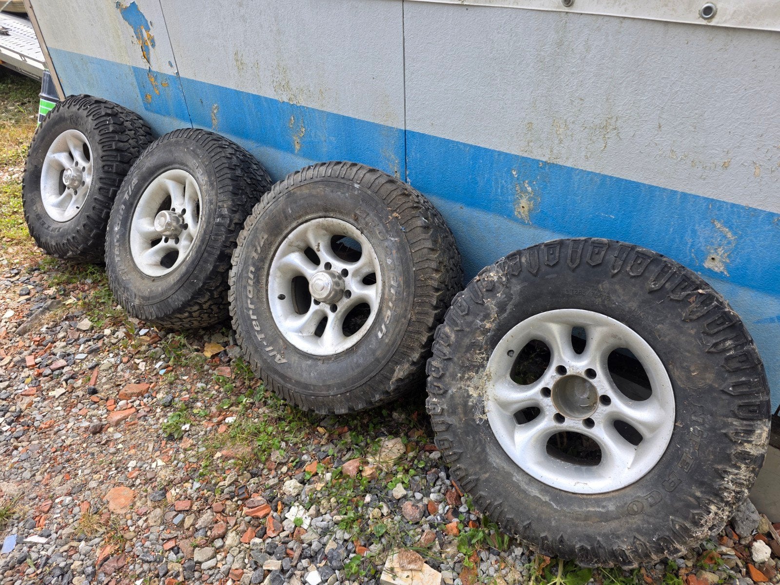 6x139.7 velgen silverado, Enlèvement, Pneu(s)