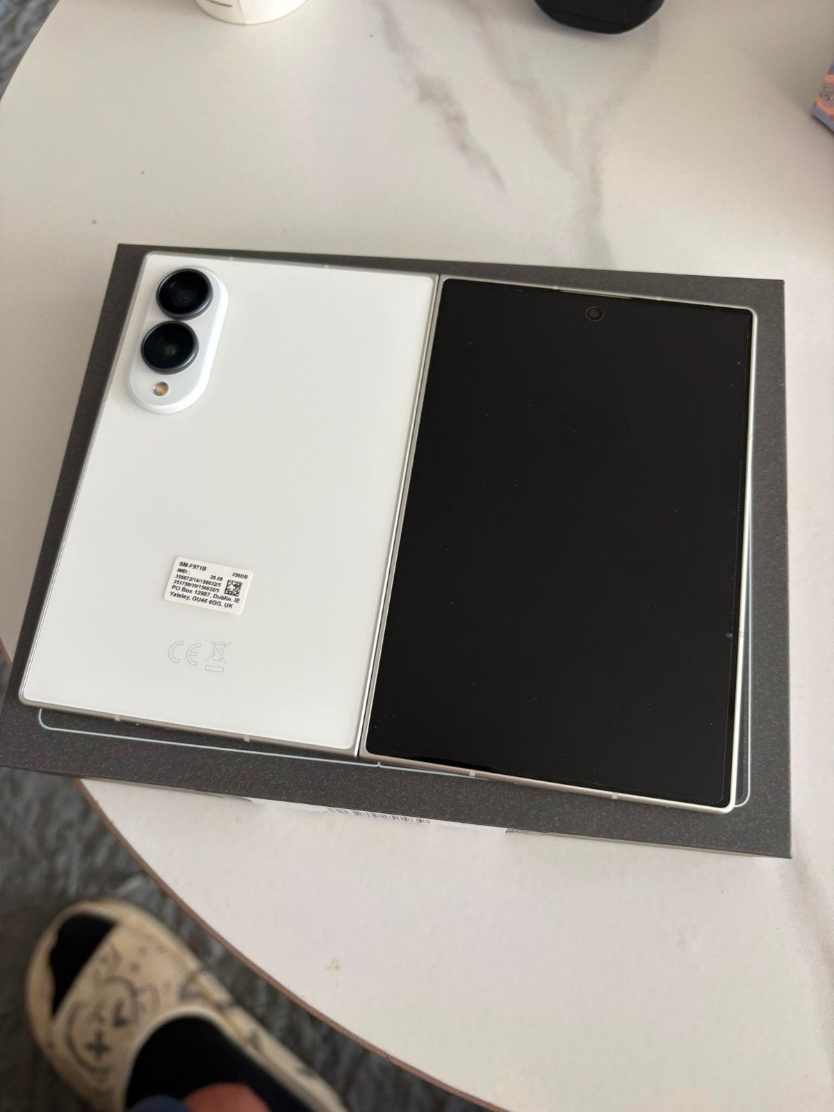 Samsung galaxy z fold 8 cream 256g, Télécoms, Téléphonie mobile | Samsung, Enlèvement, Blanc, Galaxy Z Fold, Avec abonnement
