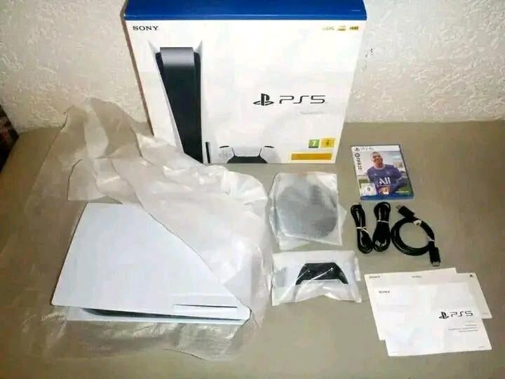 PS5, Games en Spelcomputers, Spelcomputers | Sony PlayStation 5, Zo goed als nieuw, Ophalen