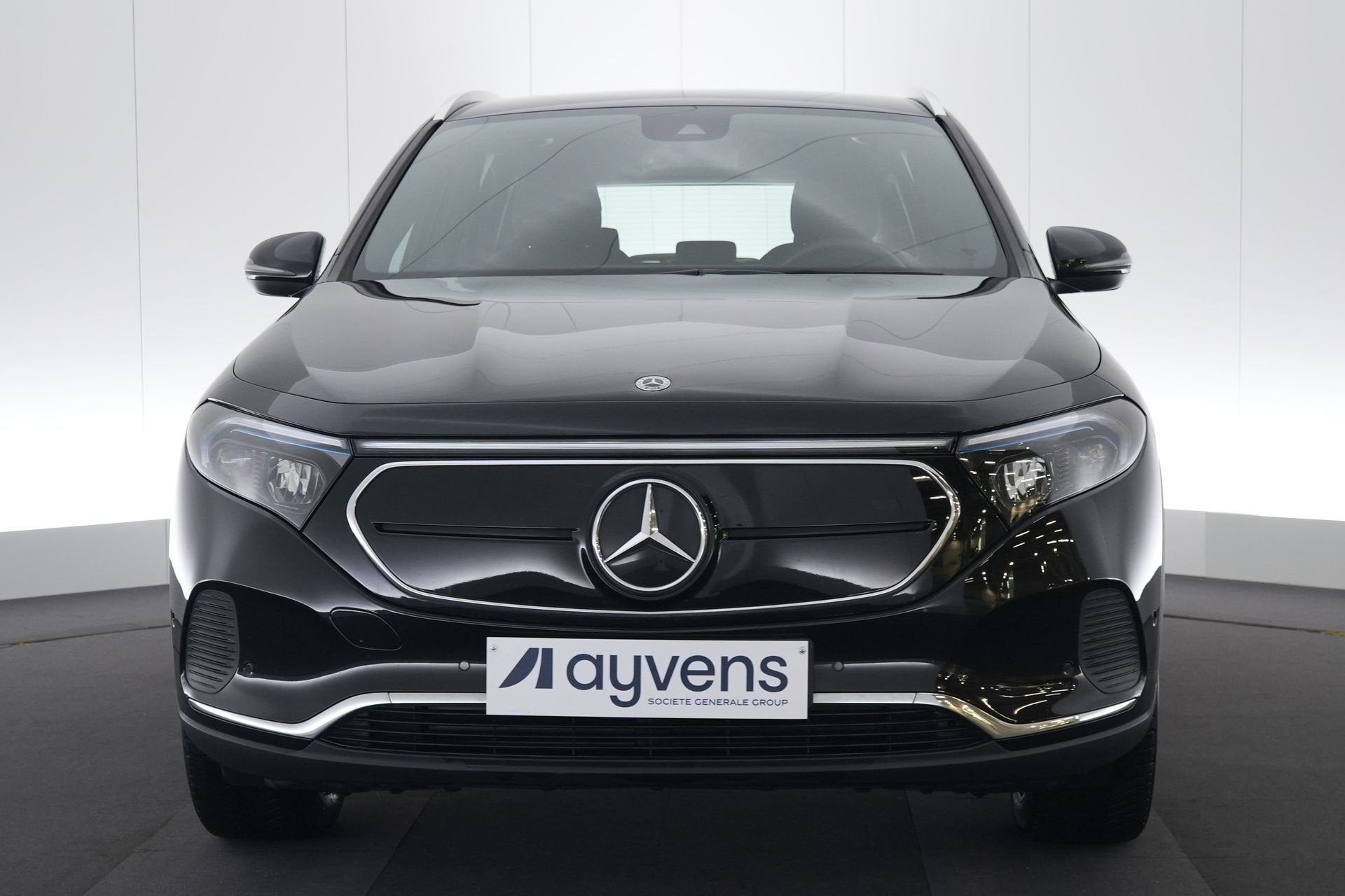 (2EFB489) MERCEDES-BENZ EQA, Autos, Achat, Carnet d'entretien, 5 portes, 5 places