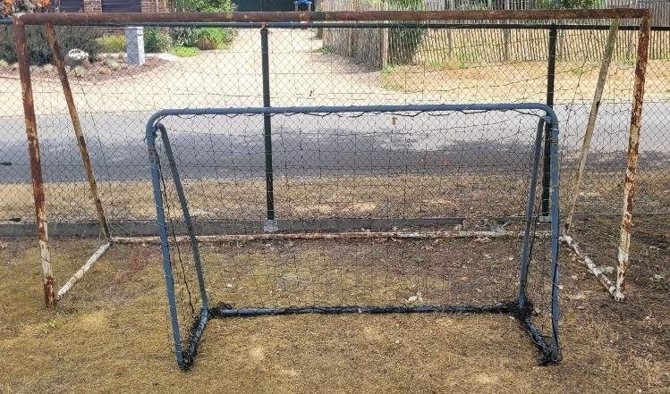 Grote en kleine voetbalgoal/voetbaldoel, Sport en Fitness, Ophalen, Gebruikt