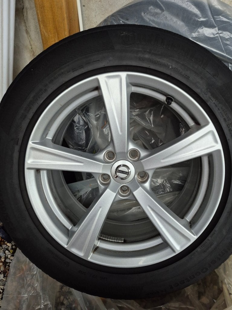 Avendre 4 jantes origine Volvo de 18 pouces, Autos : Pièces & Accessoires, Enlèvement, 18 pouces, Pneus hiver, Jante(s)