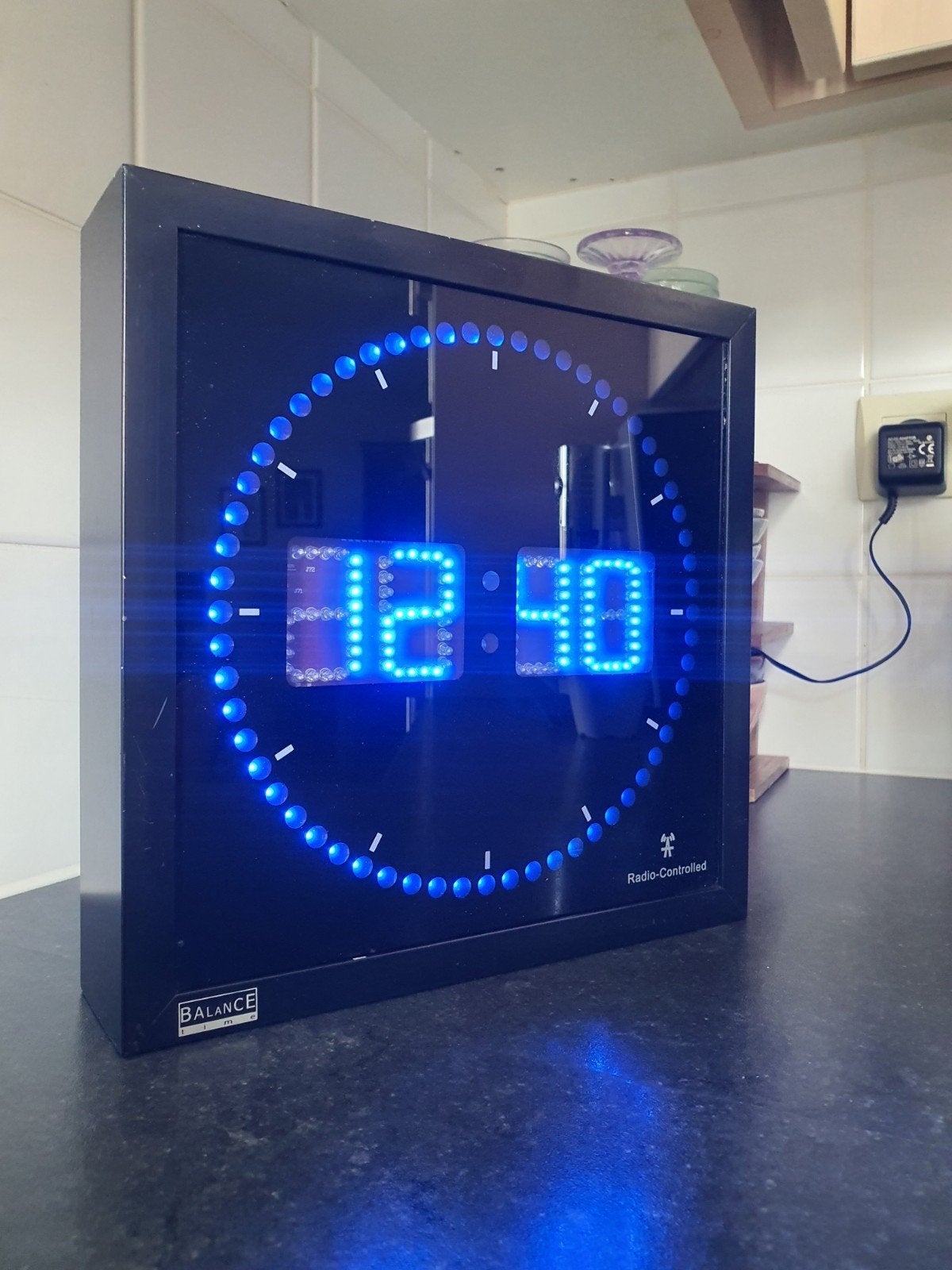 design vintage led klok, Elektronische apparatuur, Wekkers, Ophalen