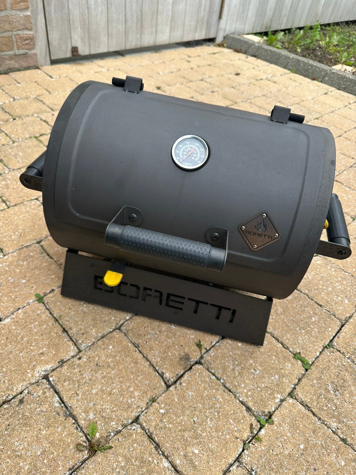 Boretti Terzo BBQ, Tuin en Terras, Ophalen, Gebruikt, Met accessoires