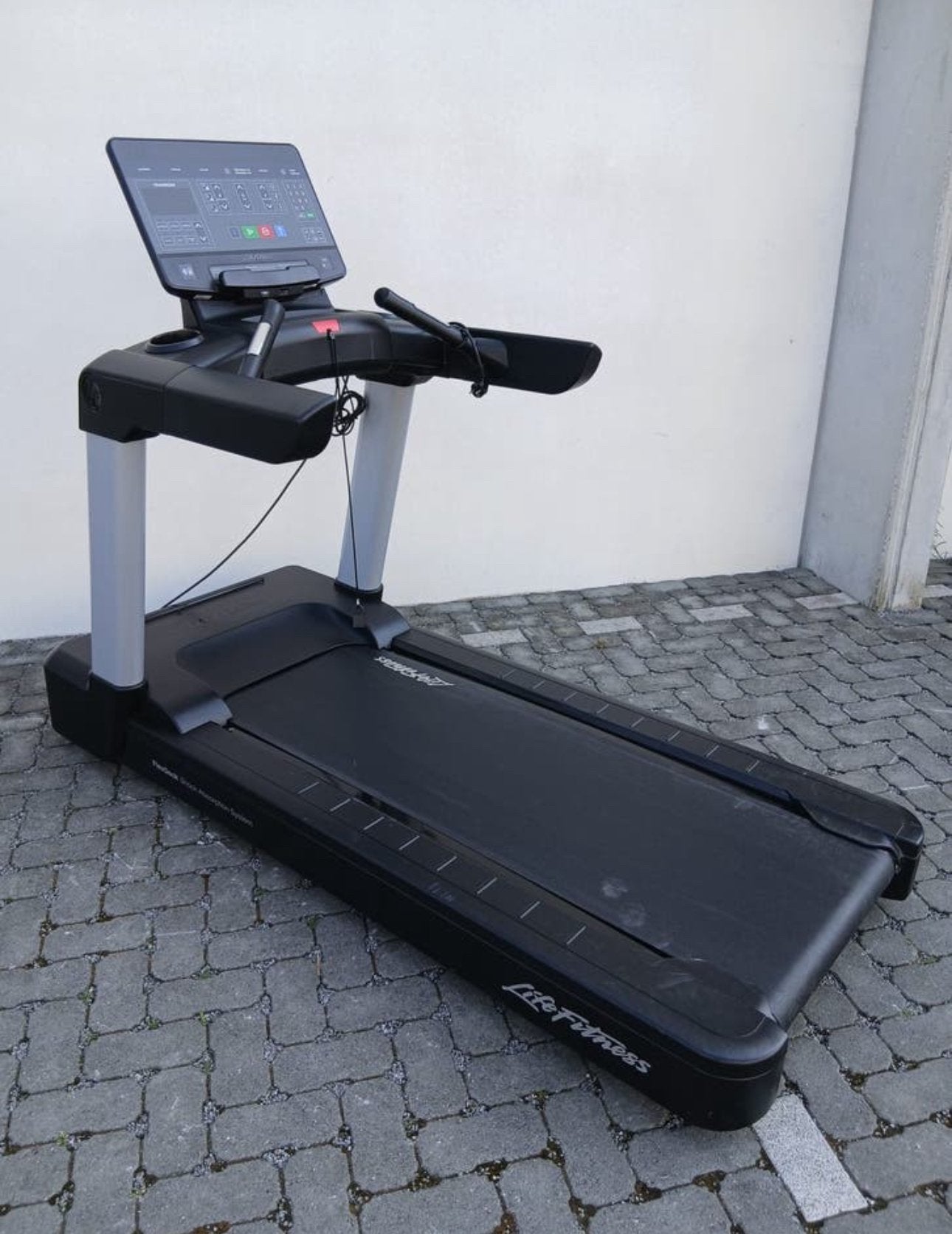 Tapis de course Life Fitness Club Series+ SL, Enlèvement, Comme neuf