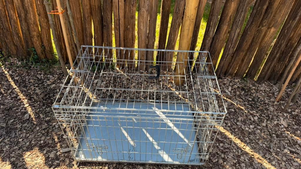 Medium hondenbench met 2 deurtjes, Dieren en Toebehoren, Ophalen, Gebruikt