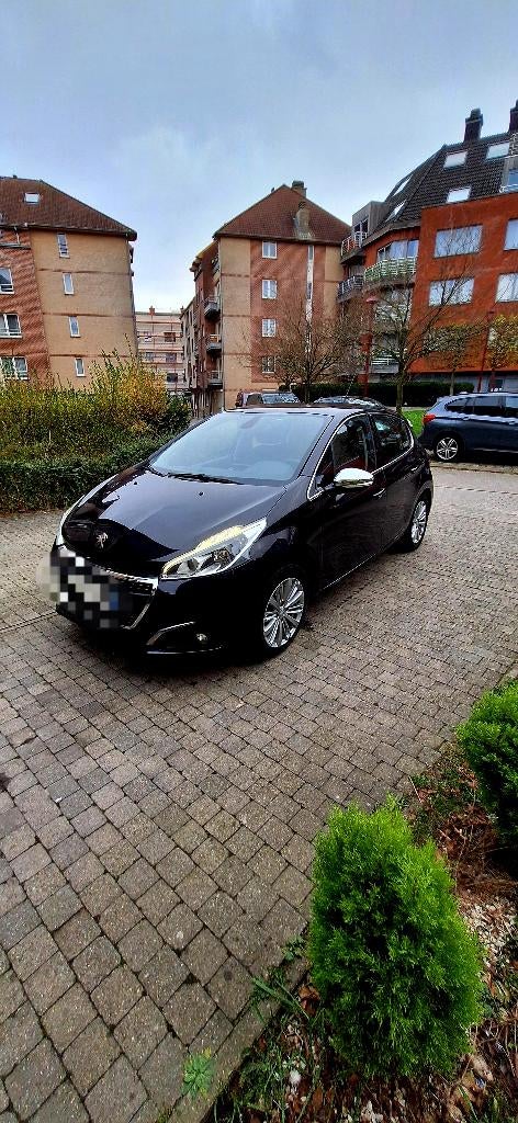 Peugeot 208 1.2cc versnellingsbak 2016, Auto's, Automaat, 5 zetels, Particulier, 1200 cc
