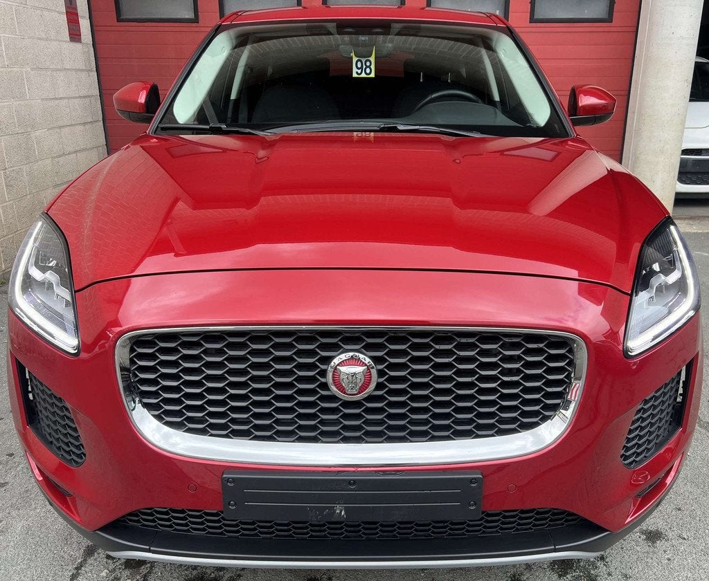 Jaguar E-Pace 2.0 D + CAMÉRA + NAVI + CAR-PASS, Autos, Rouge, Achat, Entreprise, Boîte manuelle