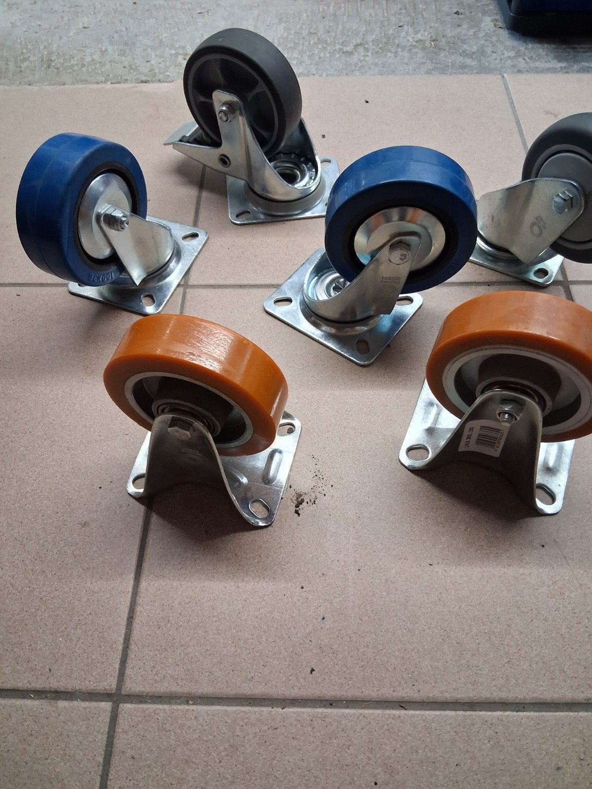 zwenkwielen, Bricolage & Construction, Roues & Roulettes pivotantes, Enlèvement ou Envoi, Neuf