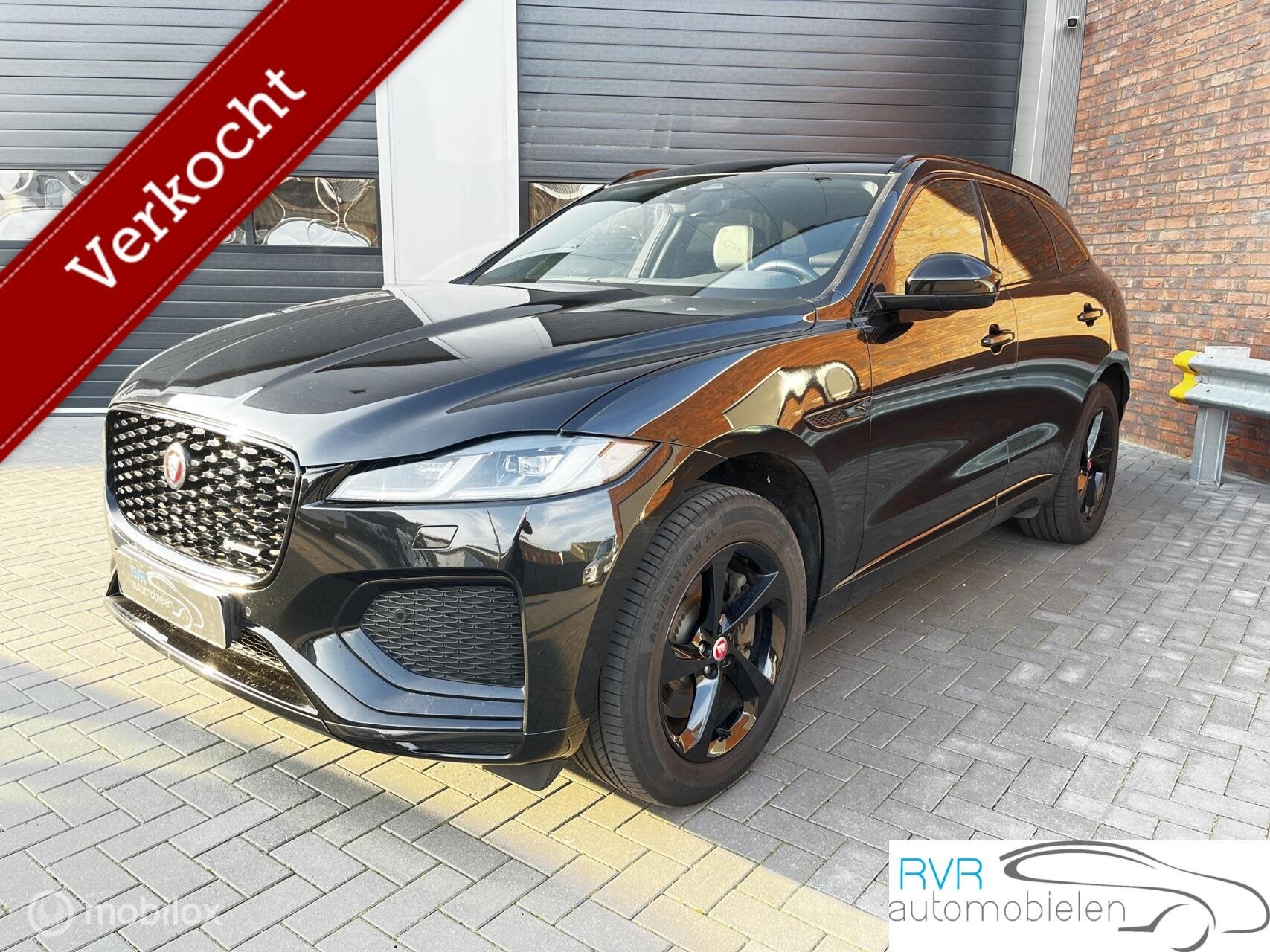 Jaguar F-Pace 2.0 P400e PHEV R-Dynamic Black, Auto's, Automaat, Zwart, 4 cilinders, Zwart