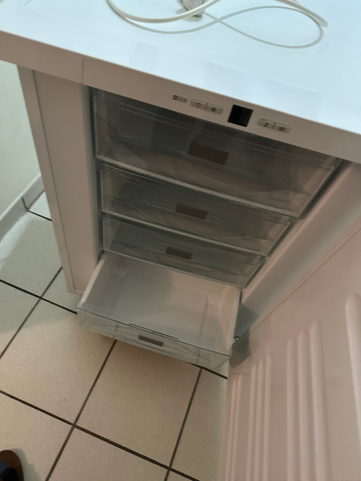 Miele diepvriezer 300, Enlèvement, Comme neuf