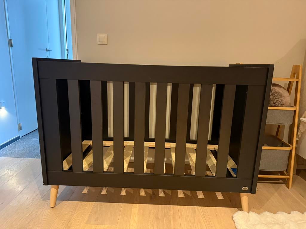 Babybed (ledenkant), Kinderen en Baby's, Babywiegjes en Ledikanten, Ophalen, Zo goed als nieuw, Ledikant
