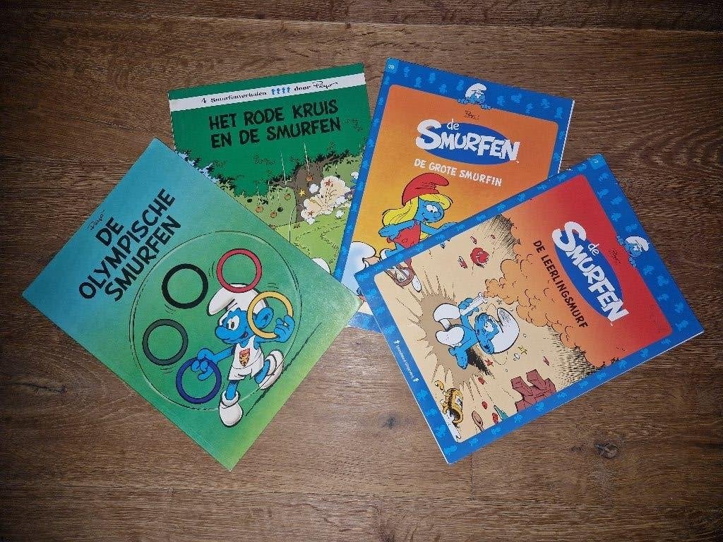 De smurfen 4 strips, Plusieurs BD, Enlèvement ou Envoi, Utilisé, Peyo