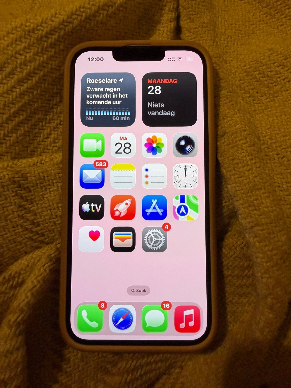 Iphone 16e, Telecommunicatie, Ophalen of Verzenden, Zo goed als nieuw, IPhone 16e