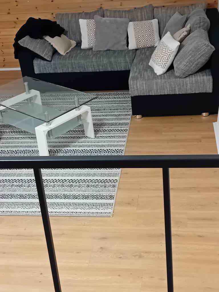 Salon,table et tapis, Enlèvement