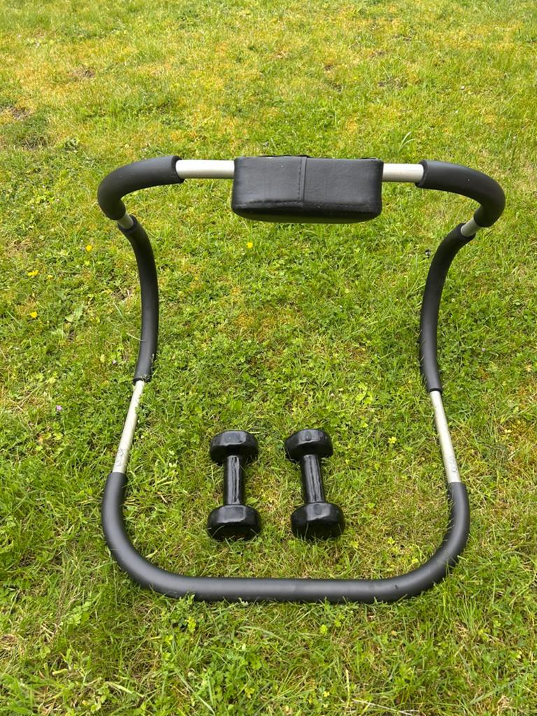 Set van 1 buikspiertrainer en 2 halters, Ophalen, Zo goed als nieuw, Halterset