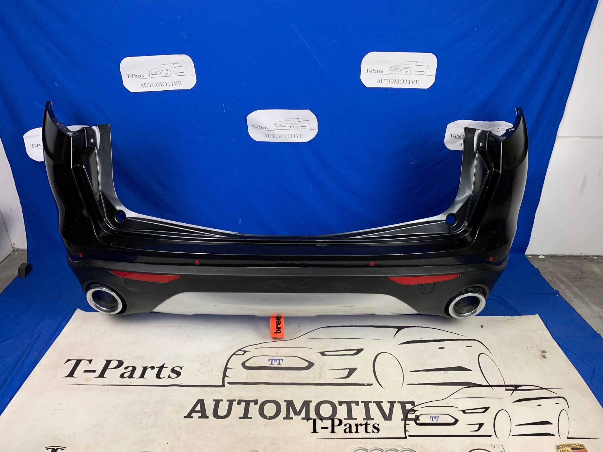 Alfa Romeo stelvio achterbumper bumper pdc, Auto-onderdelen, Info@fabrikant.eu, Fabrikantstraat 1
1000 AA  Amsterdam, NL, Alfa Romeo