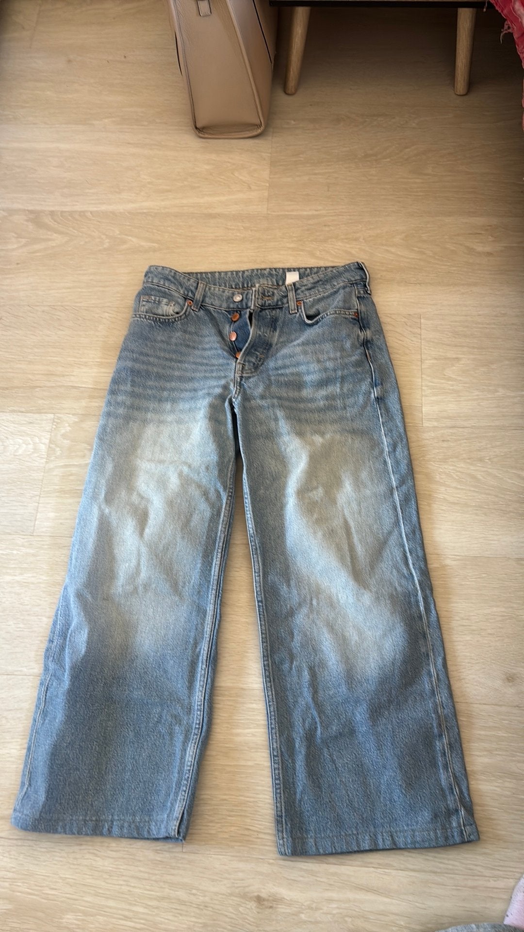 Jeans broek met 4 knopen om dicht te doen, Vêtements | Hommes, Jeans, Enlèvement, Comme neuf, Bleu, W33 - W34 (confection 48/50)