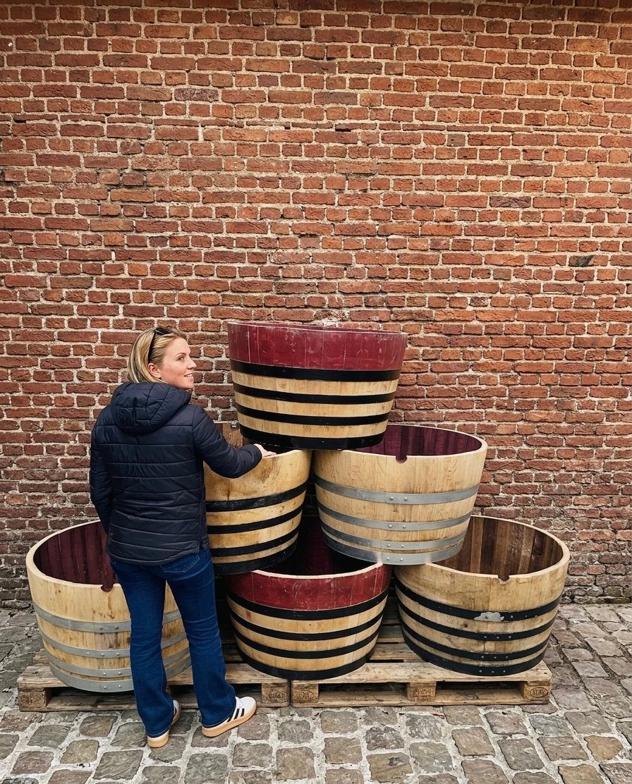 Halve wijnvaten, 200 liter in eikenhout, LEVERING ook, Tuin en Terras, Bloembakken en Plantenbakken, Ophalen of Verzenden, Zo goed als nieuw