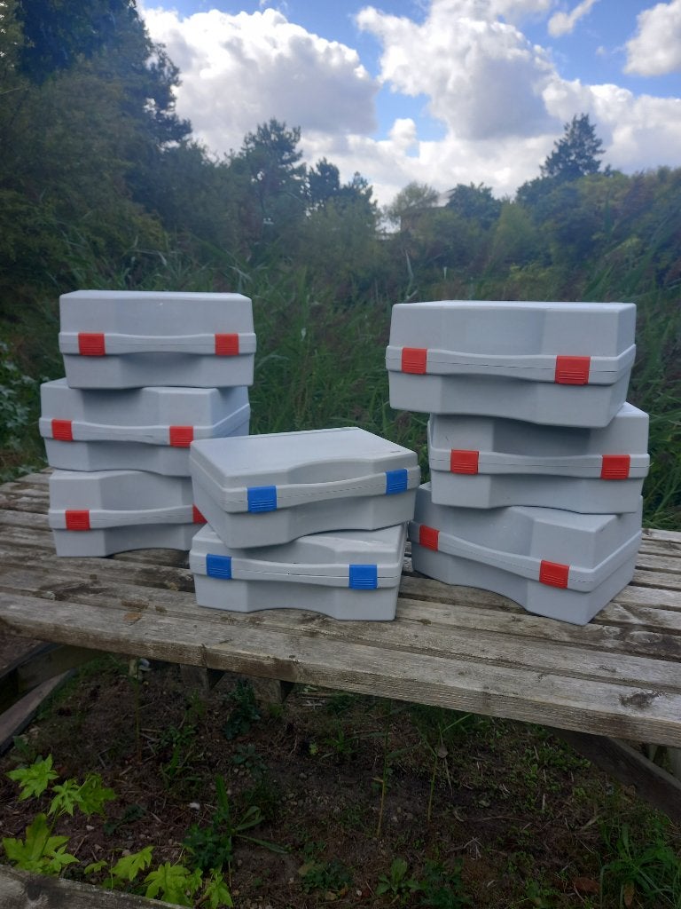 8 OPBERGBOXEN, Ophalen, Zo goed als nieuw